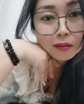 微胖少妇服务系