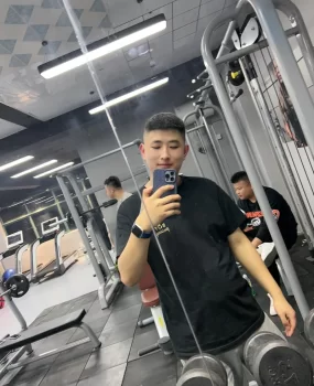 宿迁98年小哥哥