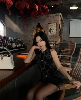 武汉极品骚货淫水多性瘾强