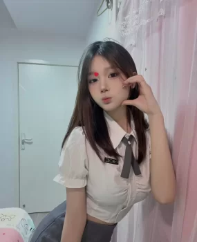 在校大四学姐清纯可爱