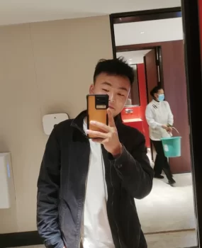 罗湖01小哥，兼职鸭子