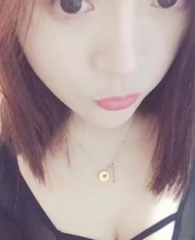 红旗街附近高颜值的MM！