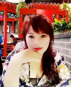 性感丰满的美少妇